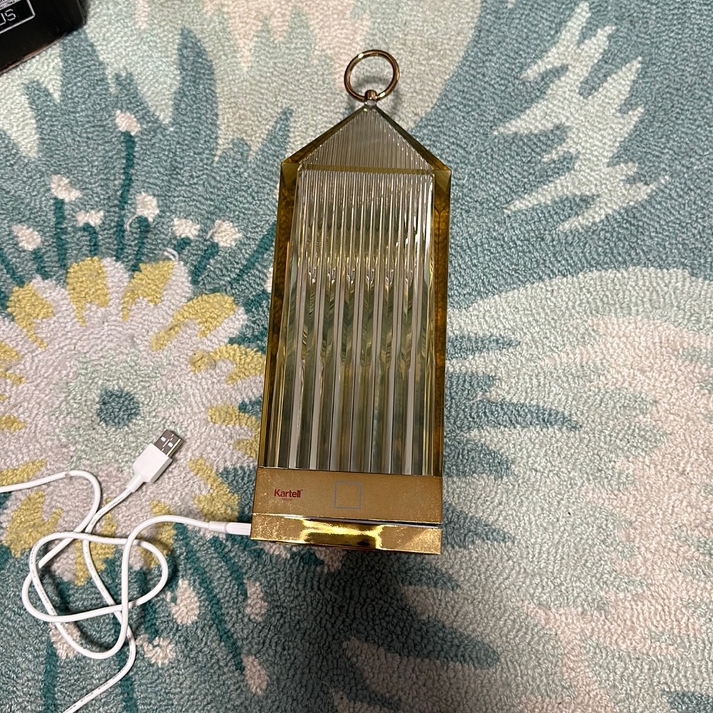KARTELL GOLD LED LANTERN - Picture 5 of 8